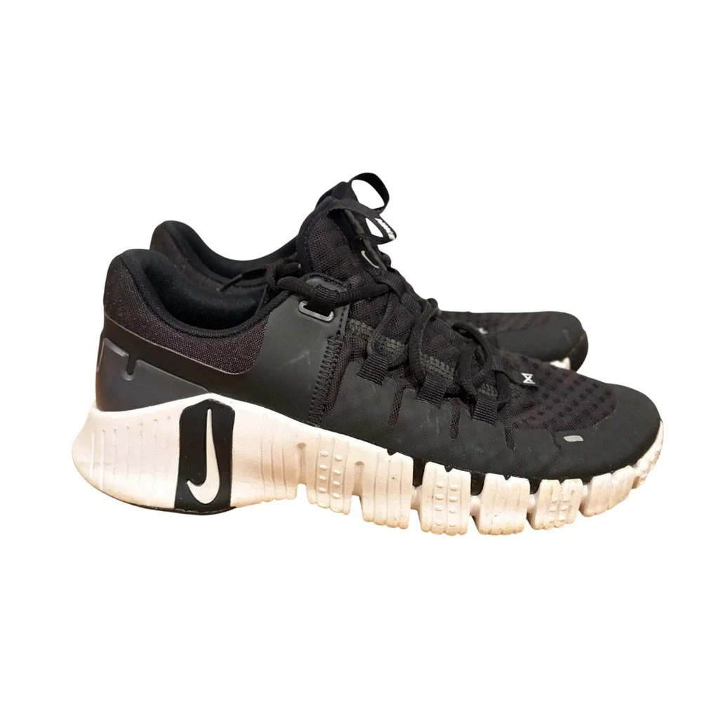 Nike Free Metcon 5 Mens Training Shoes Black White DV3950-001 Size 9